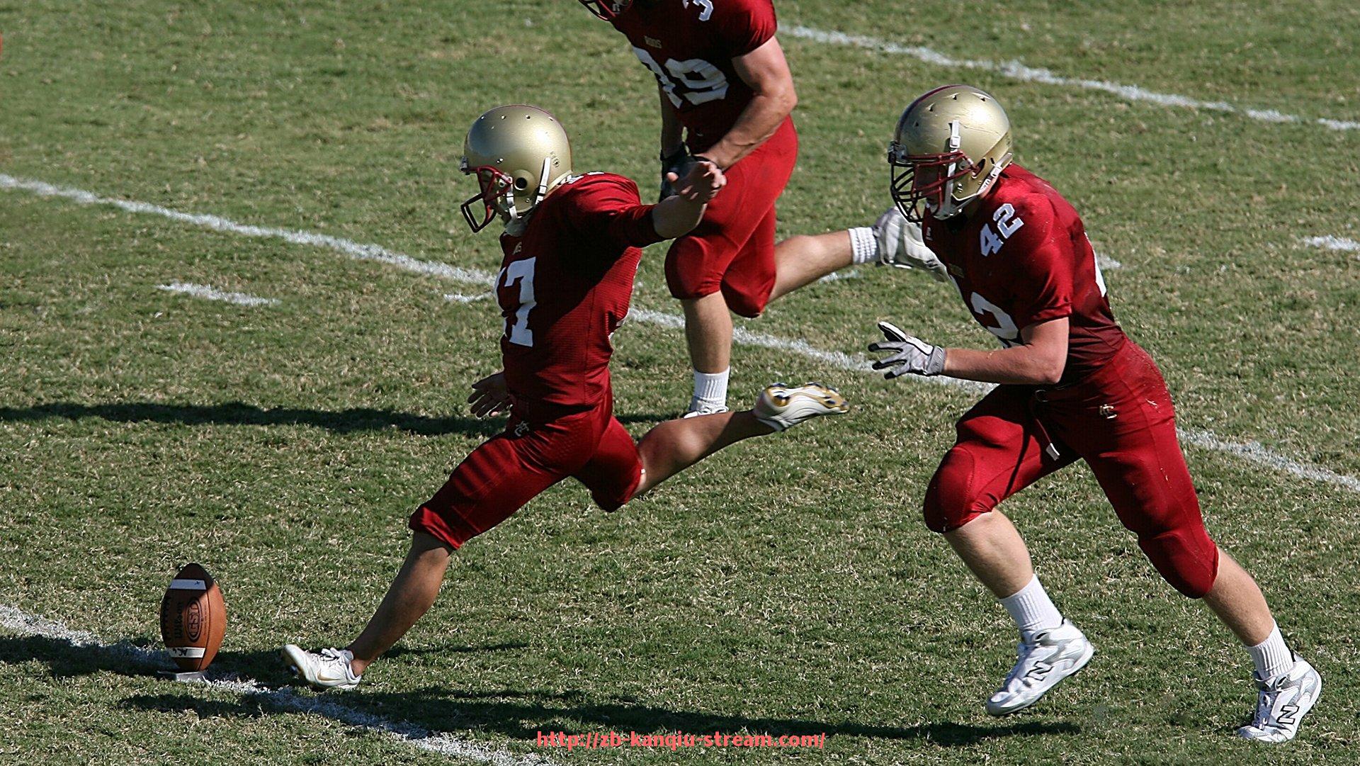 看球直播-格斗挡板健身器材使用方式与拳击练习方法